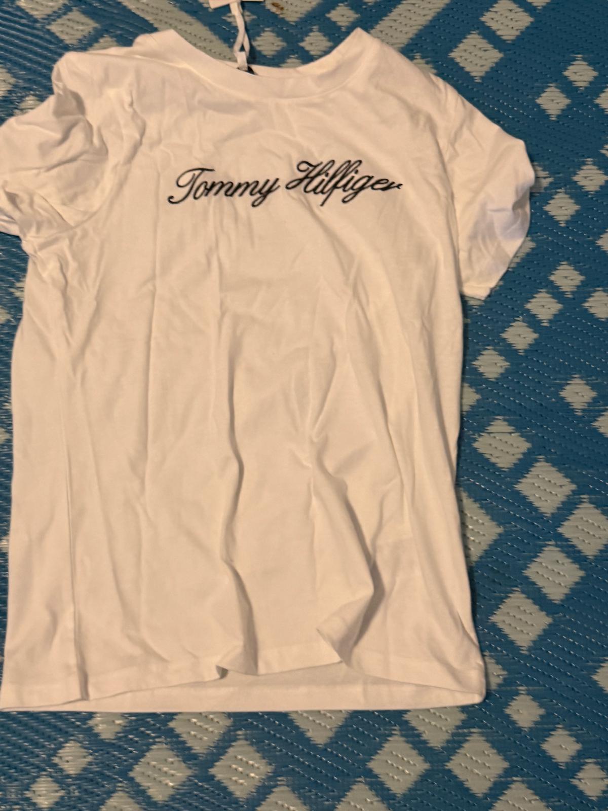 Tommy Clear White Causal